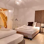 Koeln-pulheim Saphier Haus I15 Min Koeln Messe Lanxess I 180m2 Ueber 4 Level I Komfort I P I Palmengarten I Babybett Holiday home Pulheim