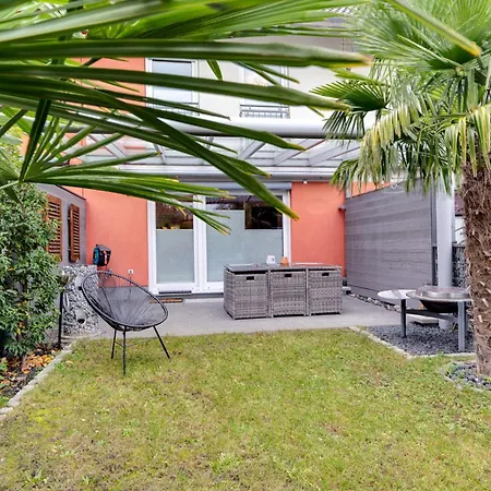 Köln-pulheim Saphier Haus I15 Min Köln Messe Lanxess I 180m2 über 4 Level I Komfort I P I Palmengarten I Babybett * Pulheim