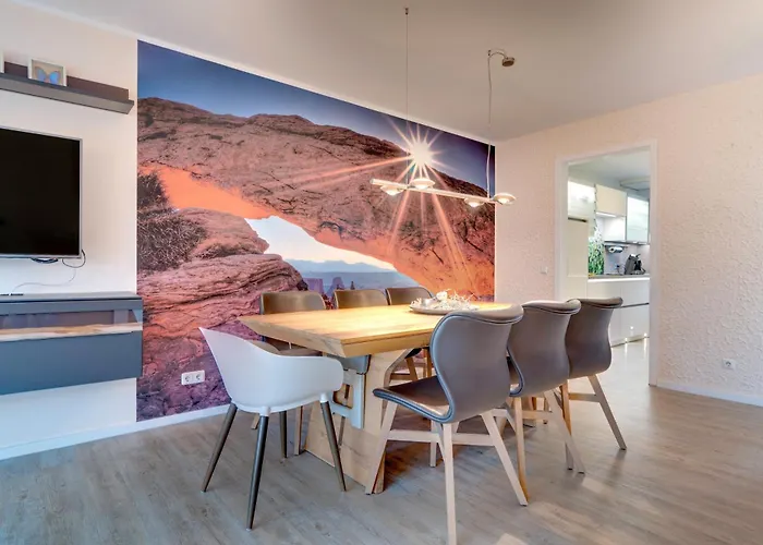 Koeln-pulheim Saphier Haus I15 Min Koeln Messe Lanxess I 180m2 Ueber 4 Level I Komfort I P I Palmengarten I Babybett Feriehus *