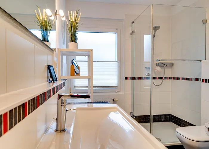 Feriehus Koeln-pulheim Saphier Haus I15 Min Koeln Messe Lanxess I 180m2 Ueber 4 Level I Komfort I P I Palmengarten I Babybett *