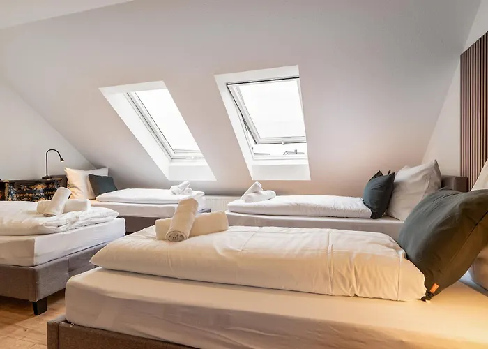 Feriehus Koeln-pulheim Saphier Haus I15 Min Koeln Messe Lanxess I 180m2 Ueber 4 Level I Komfort I P I Palmengarten I Babybett Pulheim